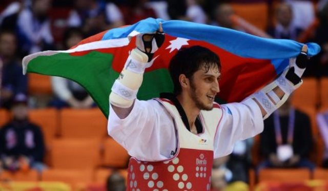 Азербайджанский тхеквондист вышел в четвертьфинал Олимпиады